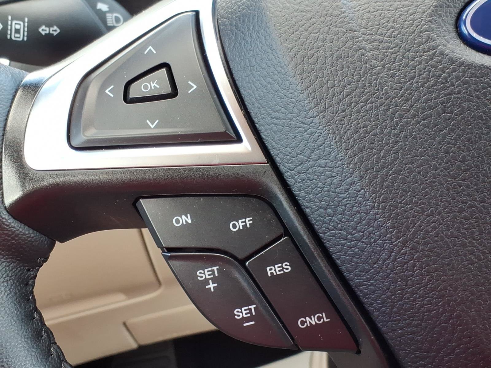 Certified 2024 Ford Edge Titanium AWD/4WD image 24