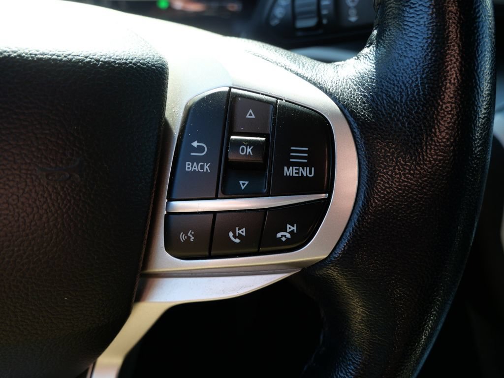Certified 2022 Ford Explorer XLT w/ Equipment Group 202A AWD/4WD image 21