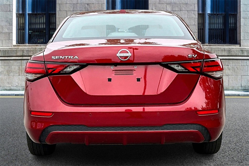 Used 2024 Nissan Sentra SV image 4