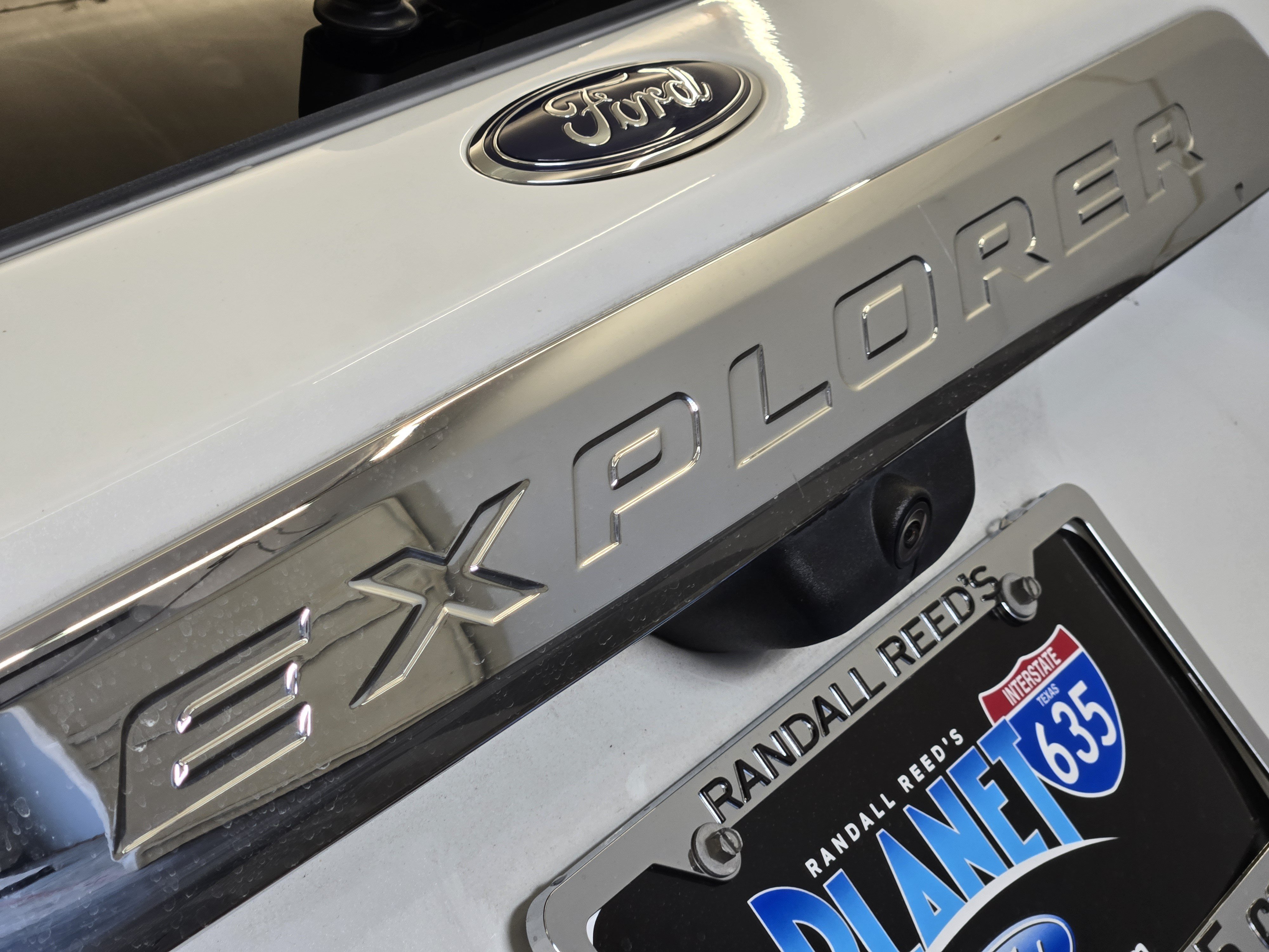 Certified 2023 Ford Explorer XLT RWD image 12