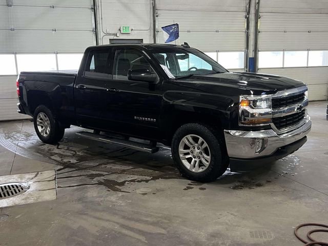 Used 2017 Chevrolet Silverado 1500 LT w/ All Star Edition image 7