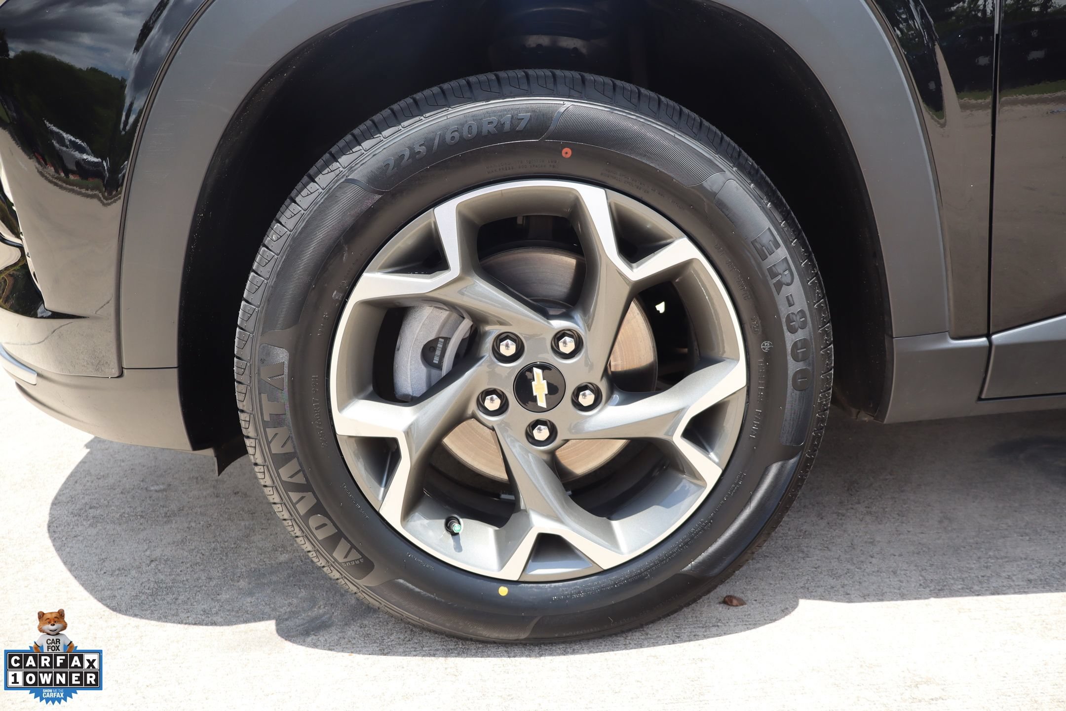 Used 2025 Chevrolet Trax LT w/ LT Convenience Package FWD image 10