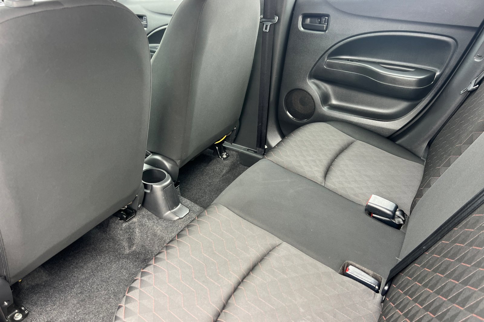 Used 2022 Mitsubishi Mirage ES image 12