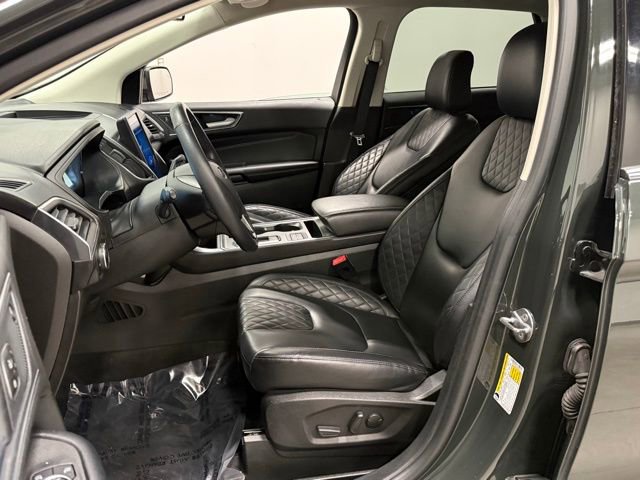 Certified 2024 Ford Edge Titanium AWD/4WD image 14