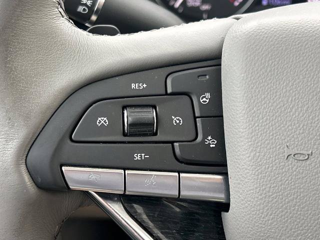 Used 2024 Cadillac XT6 Premium Luxury w/ Technology Package FWD image 30