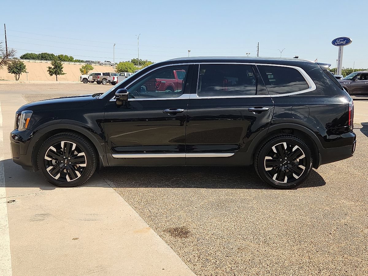 Used 2024 Kia Telluride SX Prestige AWD/4WD image 2