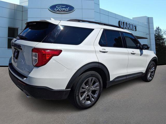 Certified 2022 Ford Explorer XLT w/ Equipment Group 202A image 4