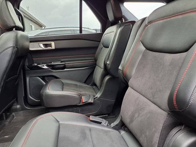 Certified 2024 Ford Explorer ST-Line w/ Class IV Trailer Tow Package AWD/4WD image 7
