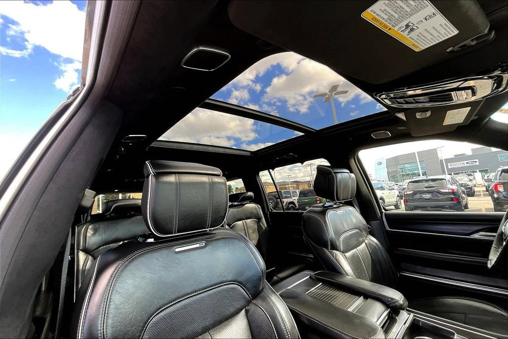Used 2024 Jeep Grand Wagoneer L Series II w/ Quick Order Packagew 28T AWD/4WD image 21