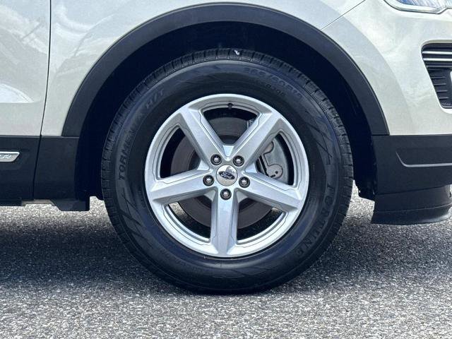 Certified 2018 Ford Explorer XLT FWD image 31