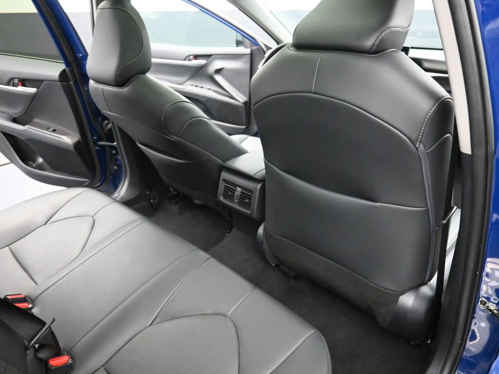 Used 2024 Toyota Camry XSE FWD image 12