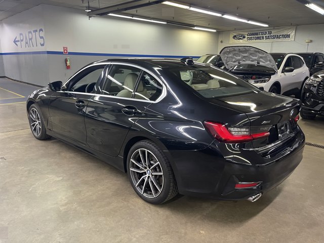 Used 2020 BMW 330i xDrive Sedan w/ Premium Package image 3