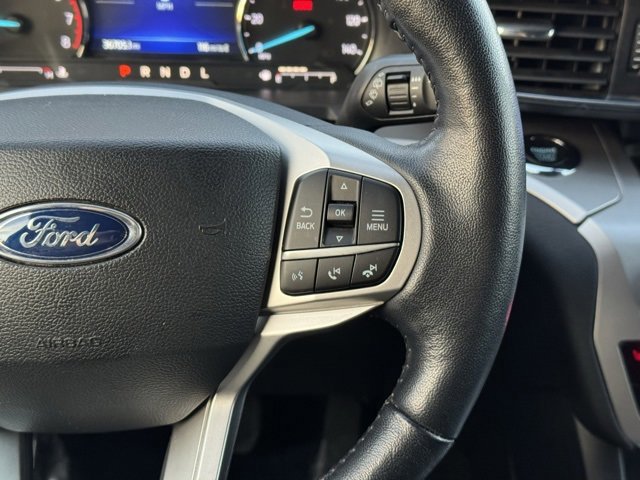 Certified 2022 Ford Explorer XLT w/ Equipment Group 202A image 33