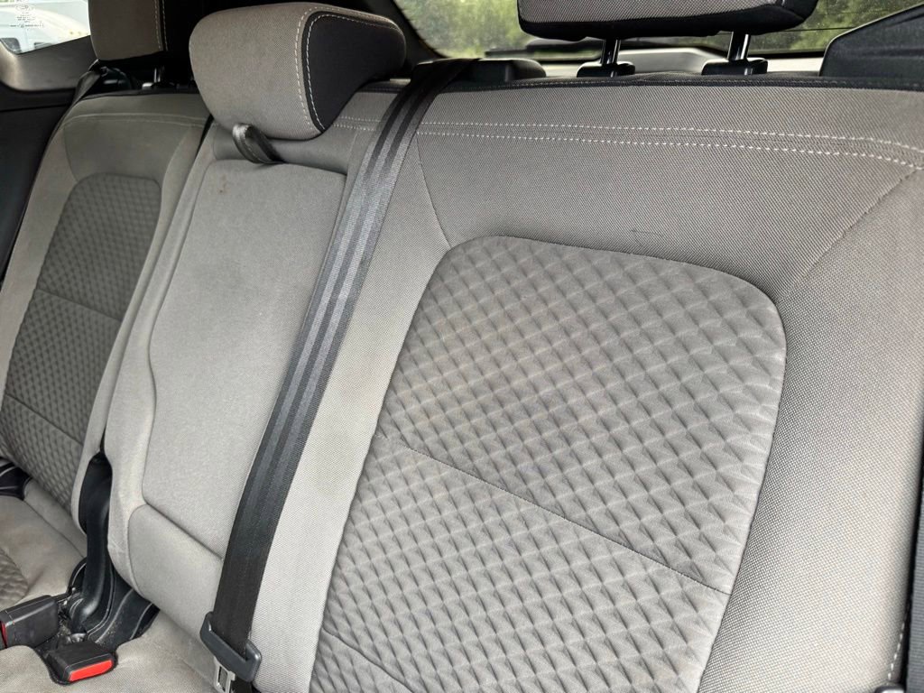 Certified 2020 Ford Escape SE FWD image 9