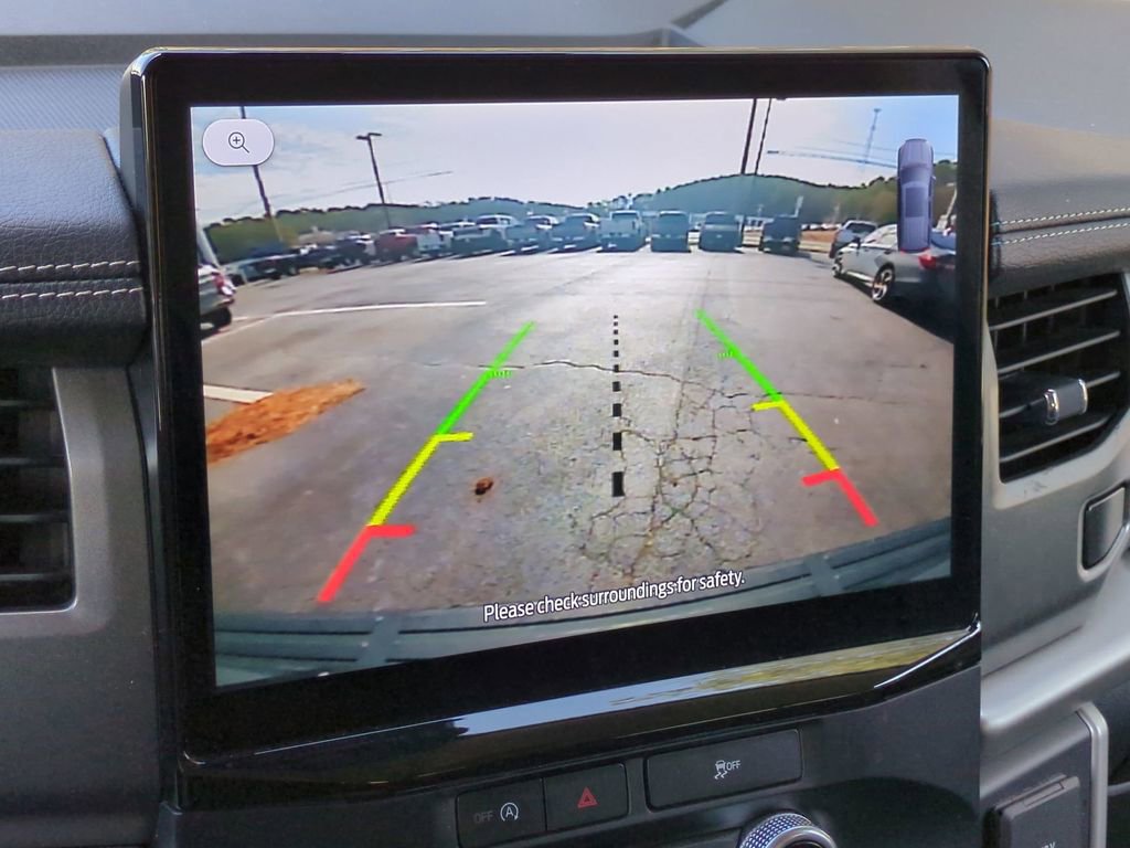 Certified 2024 Ford Expedition XLT image 25