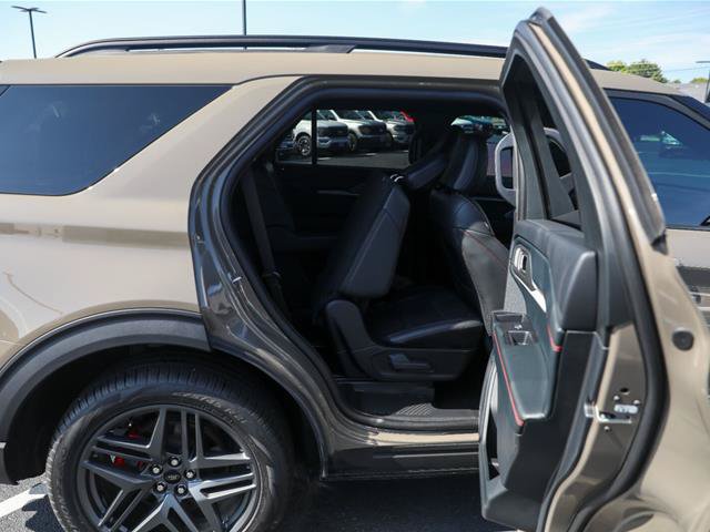 Certified 2026 Ford Explorer ST AWD/4WD image 39
