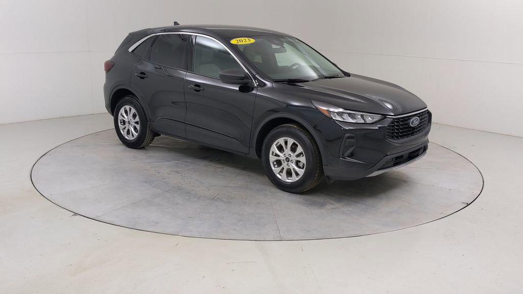 Certified 2023 Ford Escape Active image 10