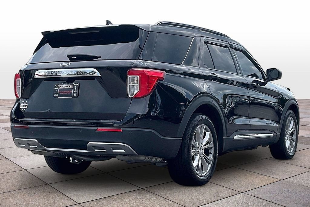 Certified 2023 Ford Explorer XLT w/ Equipment Group 202A RWD image 13