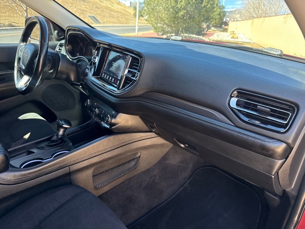 Used 2021 Dodge Durango SXT image 32