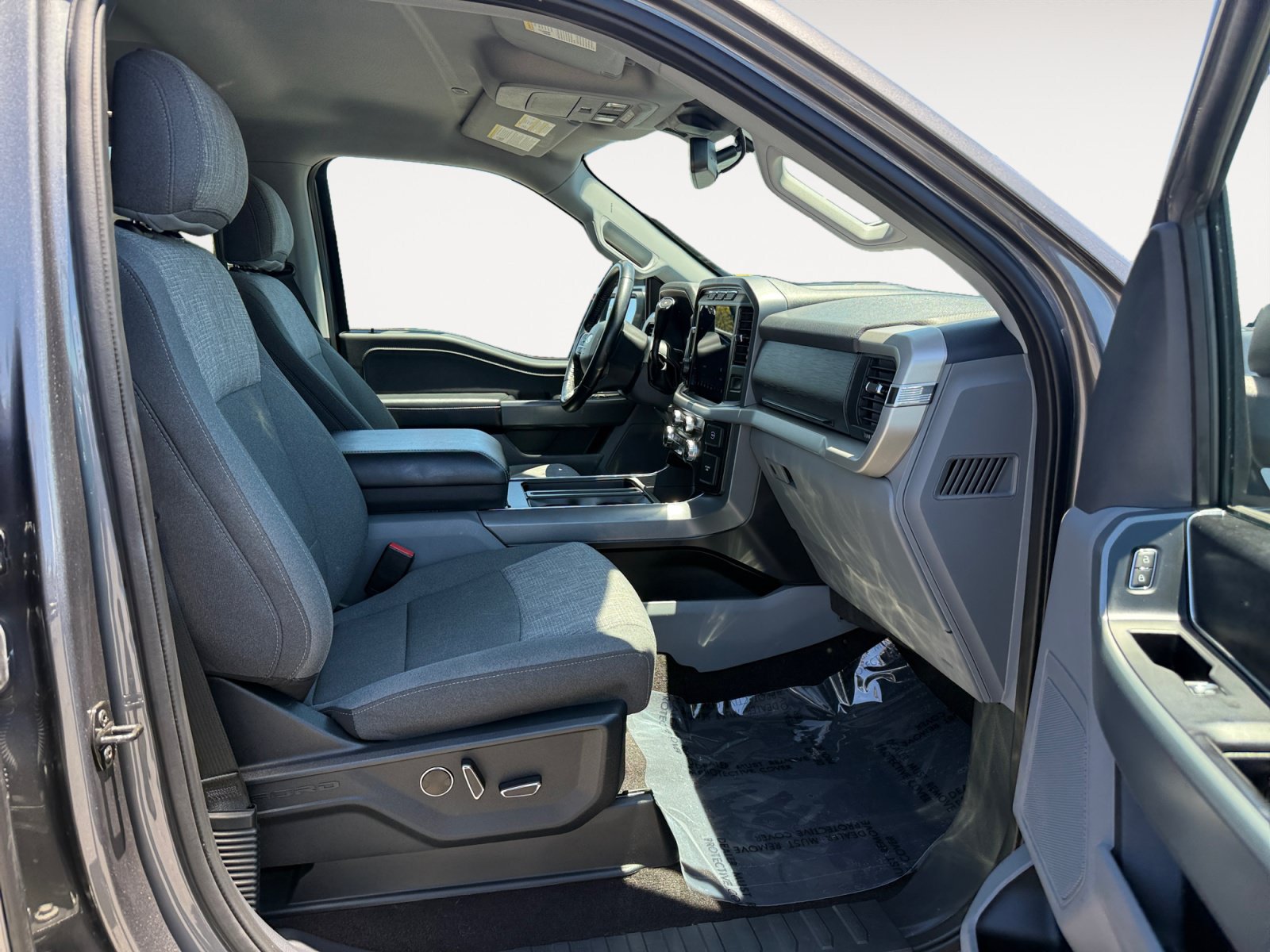 Certified 2021 Ford F150 XLT w/ Equipment Group 302A High AWD/4WD image 19