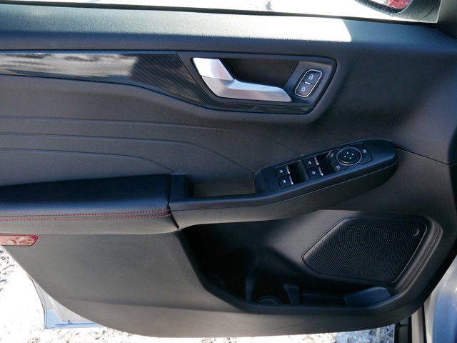 Certified 2024 Ford Escape ST-Line w/ Tech Pack #1 image 9