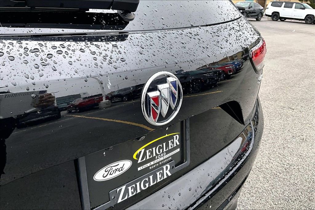 Used 2023 Buick Envision Essence w/ Sport Touring Package image 31