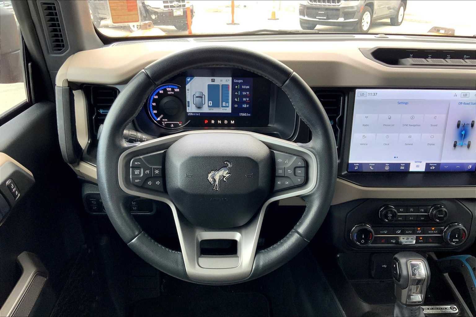 Certified 2022 Ford Bronco Wildtrak image 16