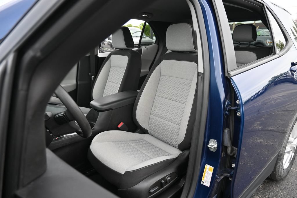 Used 2022 Chevrolet Equinox LS AWD/4WD image 20