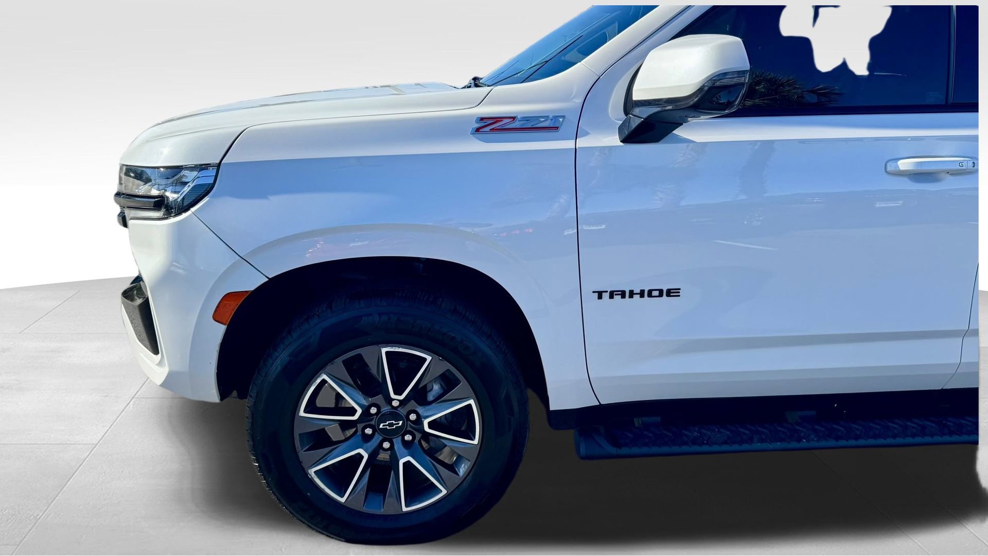 Used 2024 Chevrolet Tahoe Z71 w/ Luxury Package image 20