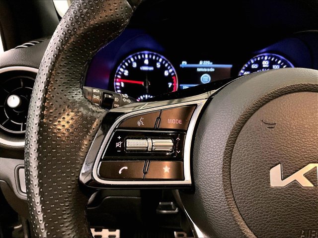 Used 2023 Kia Forte GT-Line w/ GT-Line Technology Package FWD image 17