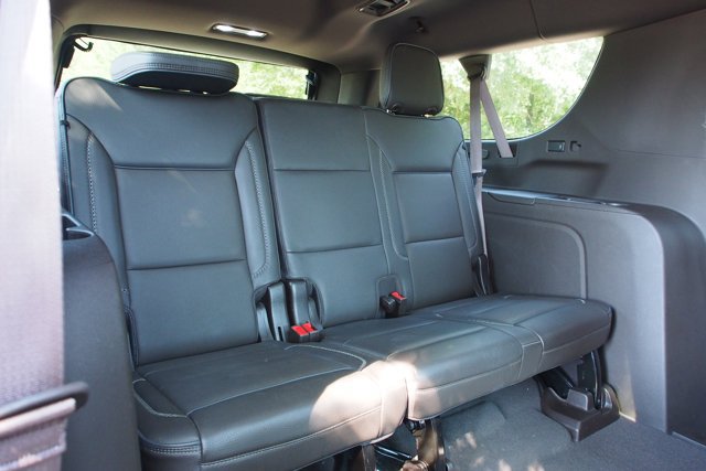 Used 2022 GMC Yukon XL Denali AWD/4WD image 17