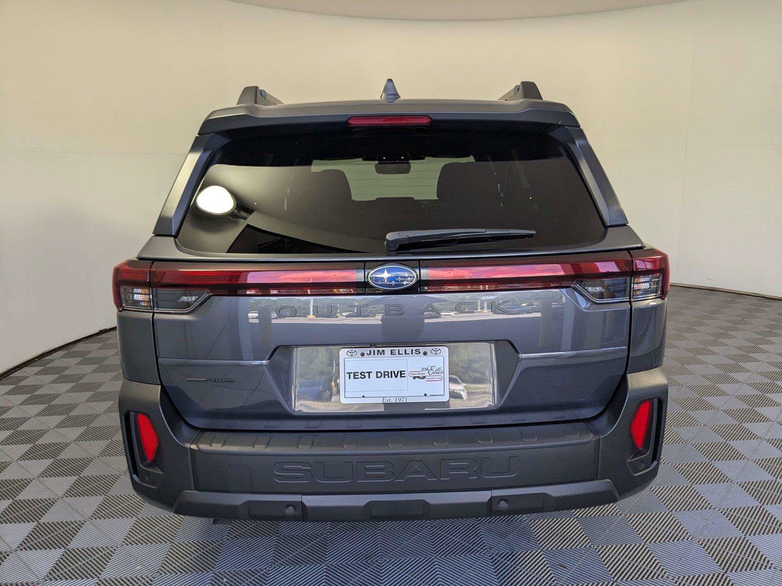 Used 2026 Subaru Outback Premium w/ Premium/Limited Plus Package AWD/4WD image 6