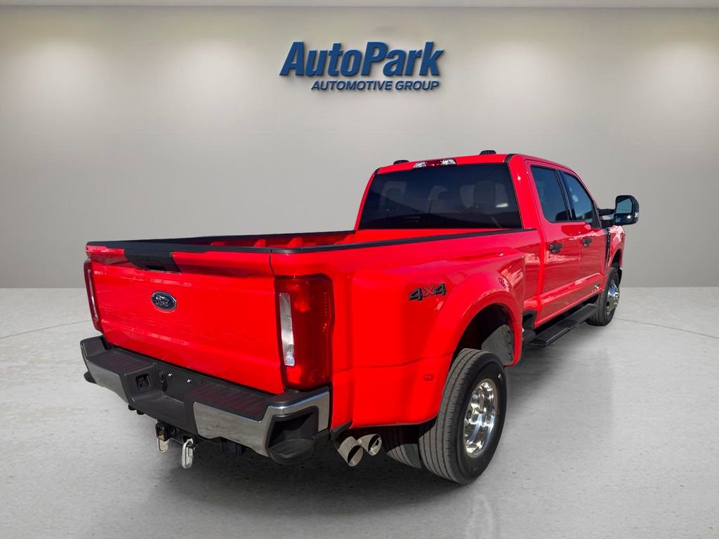 Certified 2025 Ford F350 XLT image 5