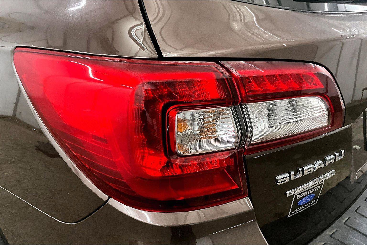 Used 2019 Subaru Outback 2.5i Limited image 28