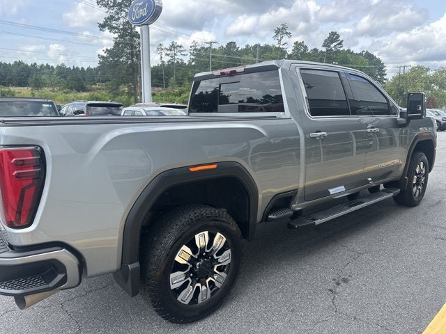 Used 2024 GMC Sierra 2500 Denali w/ Technology Package AWD/4WD image 10