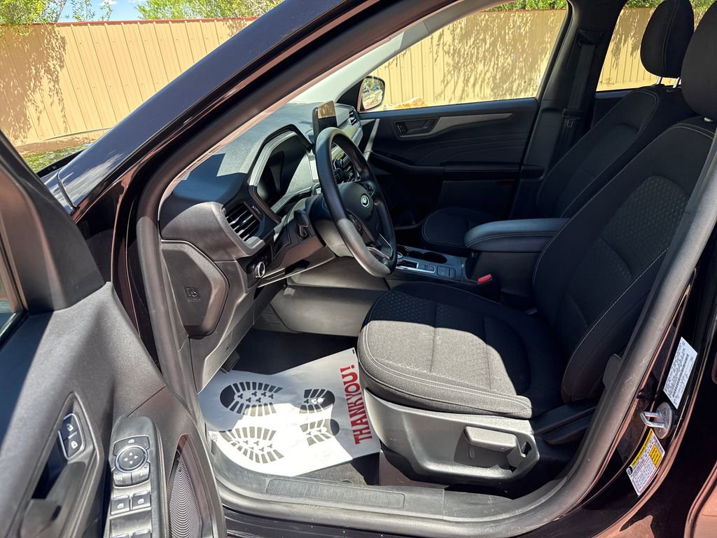 Certified 2025 Ford Escape Active AWD/4WD image 11
