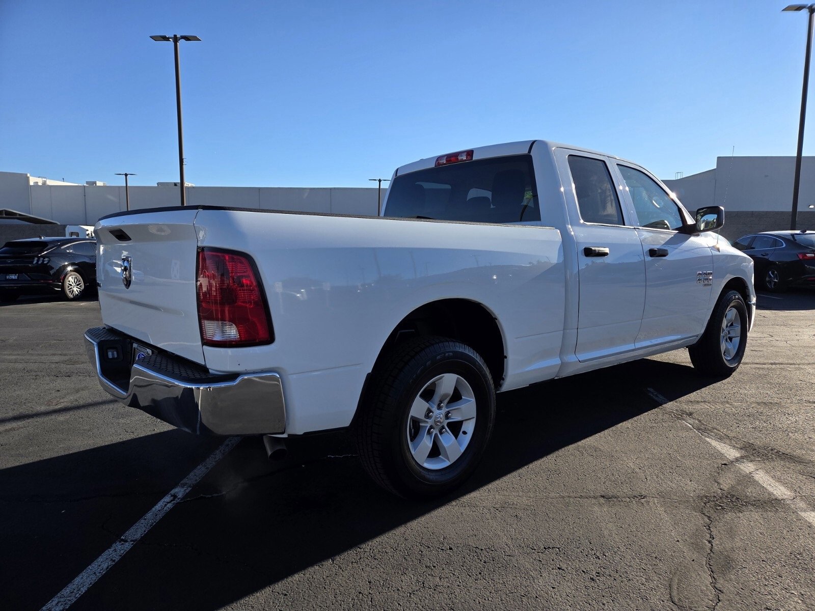 Used 2024 RAM 1500 Classic SLT image 5