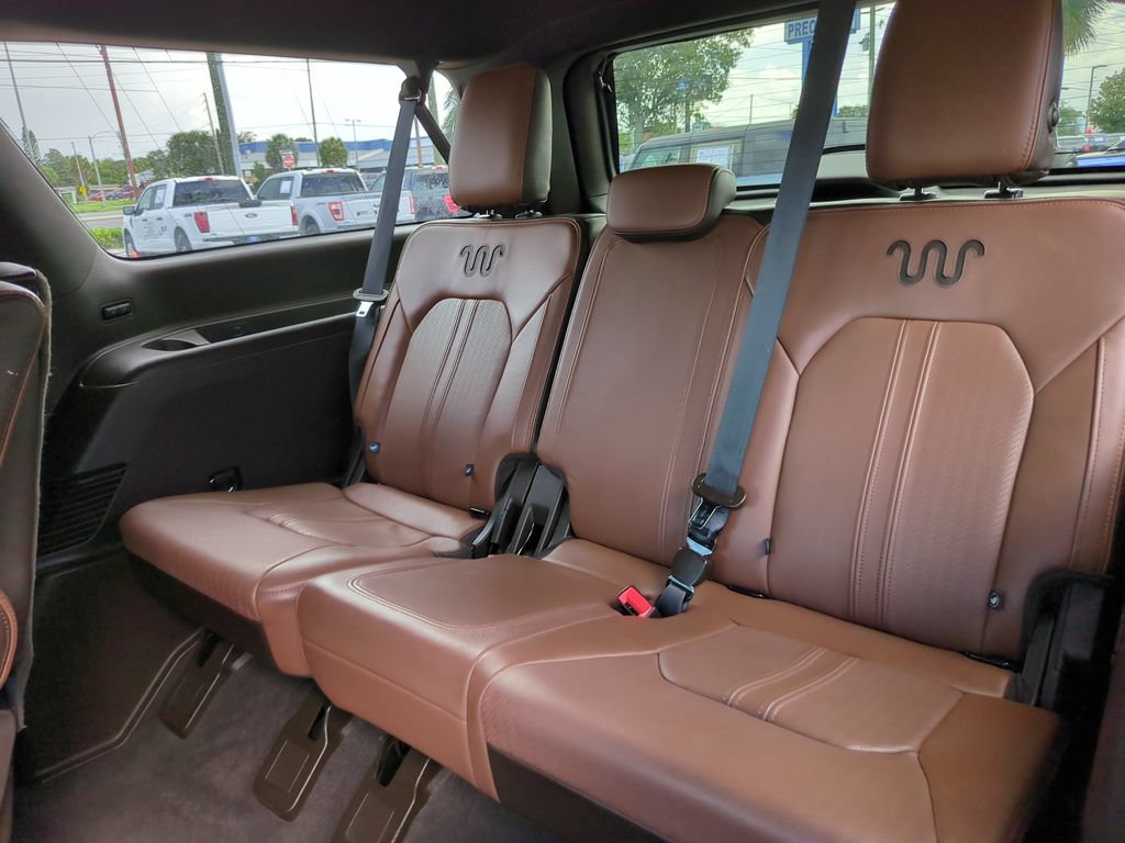 Certified 2023 Ford Expedition Max King Ranch RWD image 23