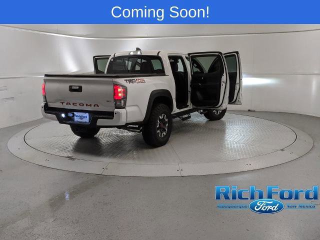 Used 2023 Toyota Tacoma TRD Off-Road w/ TRD Premium Off Road Package image 5