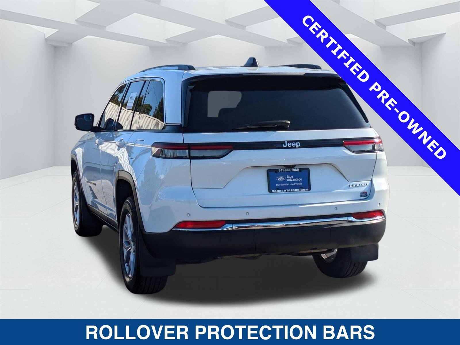 Used 2022 Jeep Grand Cherokee Limited image 6