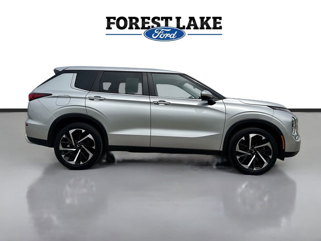Used 2022 Mitsubishi Outlander SE AWD/4WD image 8