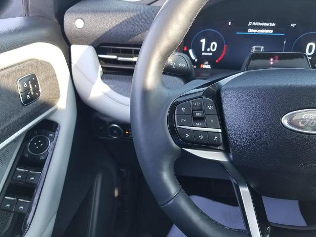 Certified 2025 Ford Explorer Platinum w/ Ultimate Package image 25