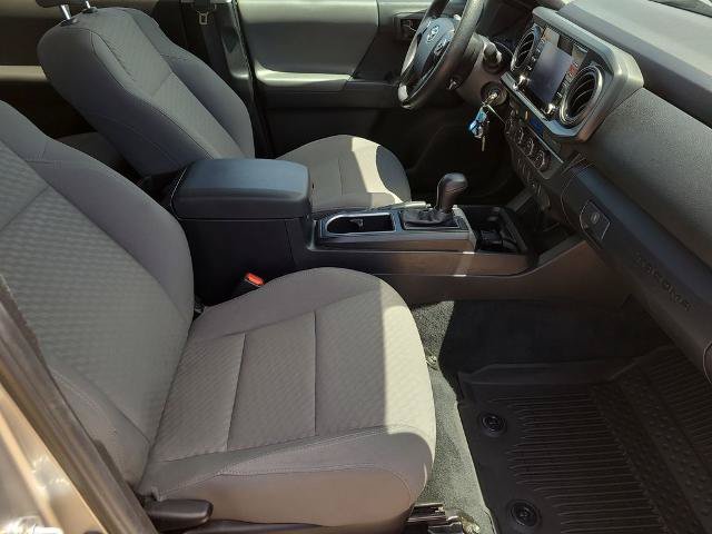 Used 2023 Toyota Tacoma SR AWD/4WD image 12