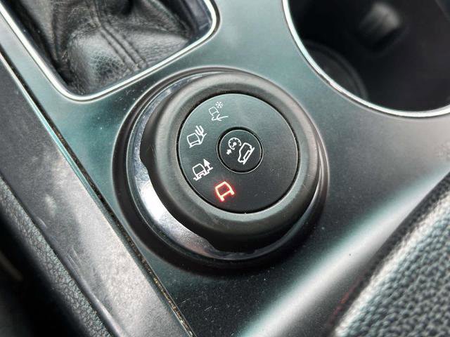 Certified 2017 Ford Explorer XLT image 38