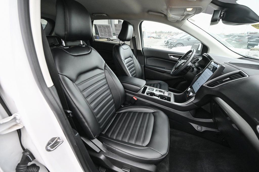 Certified 2024 Ford Edge SEL w/ Convenience Package image 29