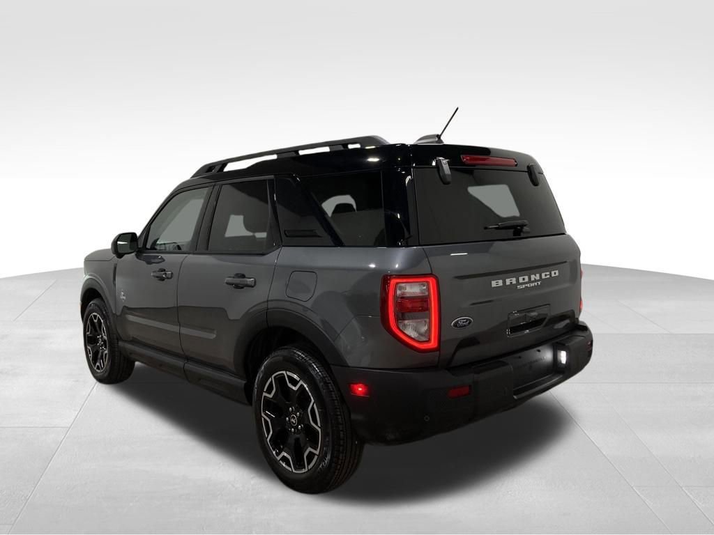 Certified 2025 Ford Bronco Sport Outer Banks w/ Outer Banks Tech Package+ image 6