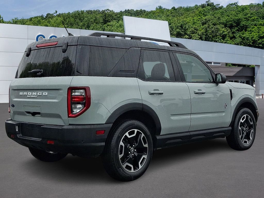 Certified 2023 Ford Bronco Sport Outer Banks w/ Tech Package AWD/4WD image 6