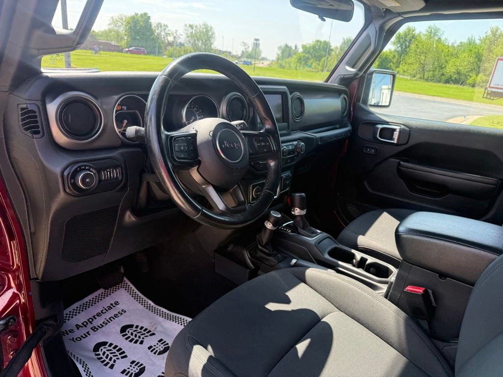 Used 2021 Jeep Wrangler Sport AWD/4WD image 21