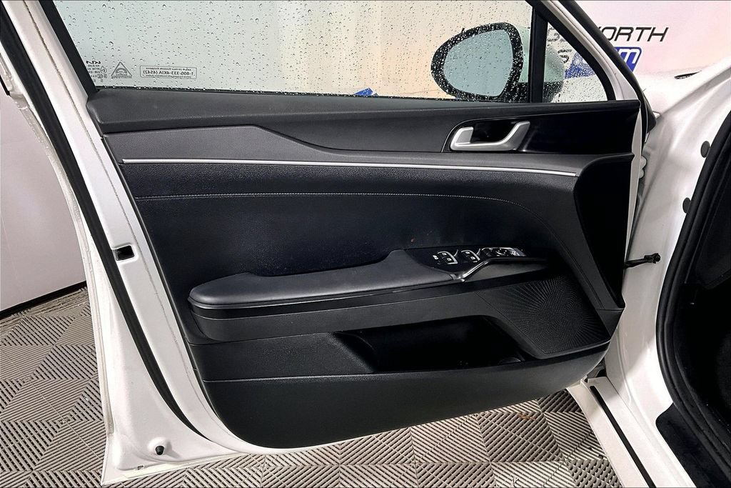 Used 2025 Kia K5 LXS FWD image 18