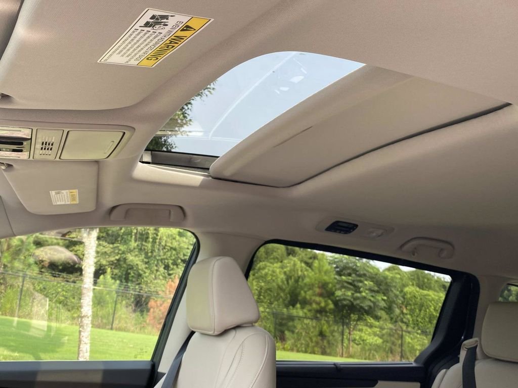 Used 2025 Honda Odyssey EX-L image 23